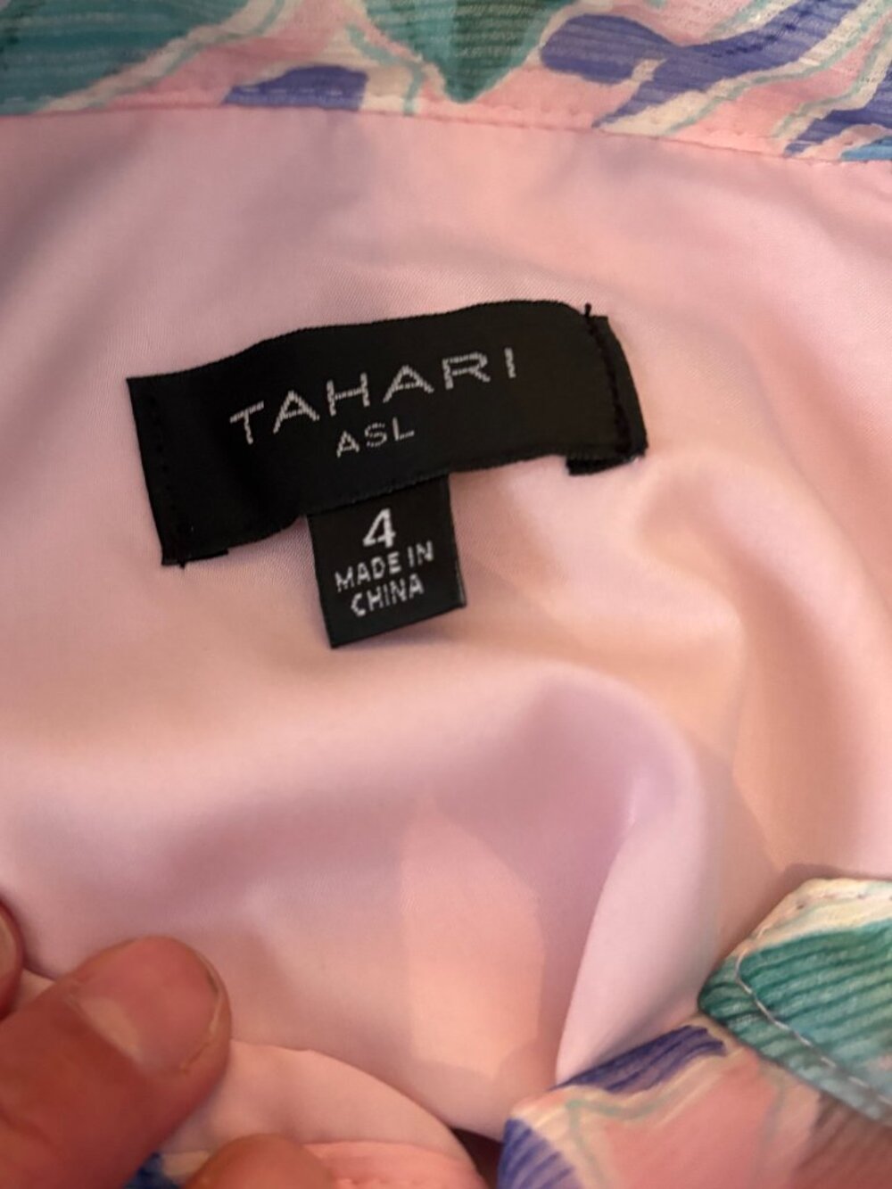 NWT (Other) Tahari Shadow-Striped Floral Print Belted Mini/Midi Dress. Size 4 - Picture 13 of 16